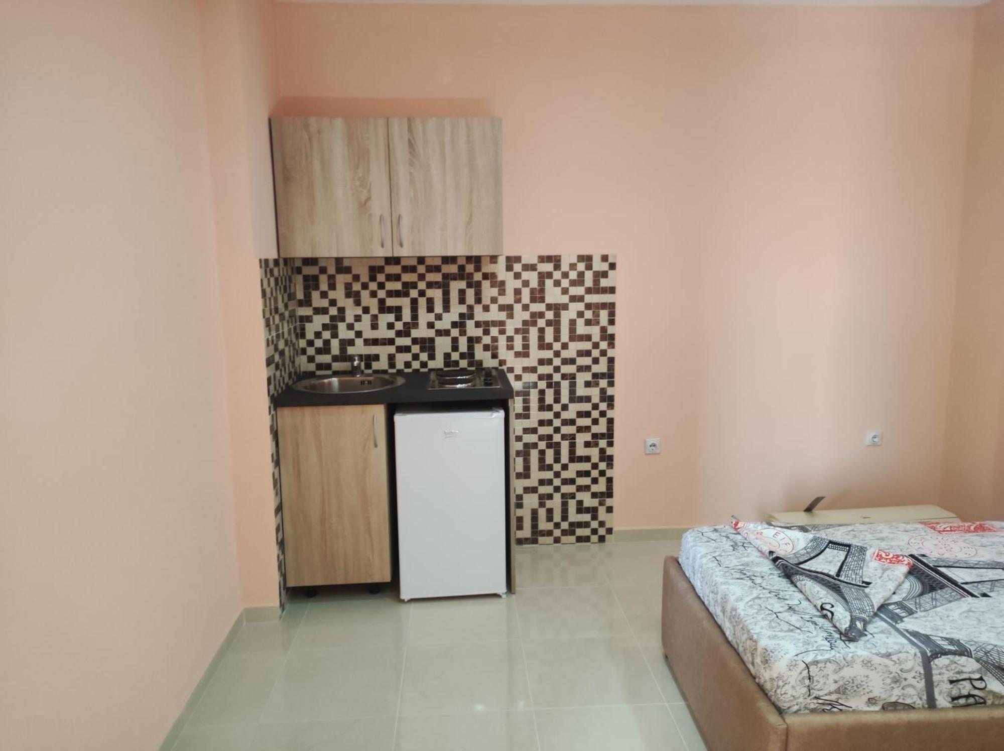 Grandino Rooms & Apartments Ulcinj Buitenkant foto