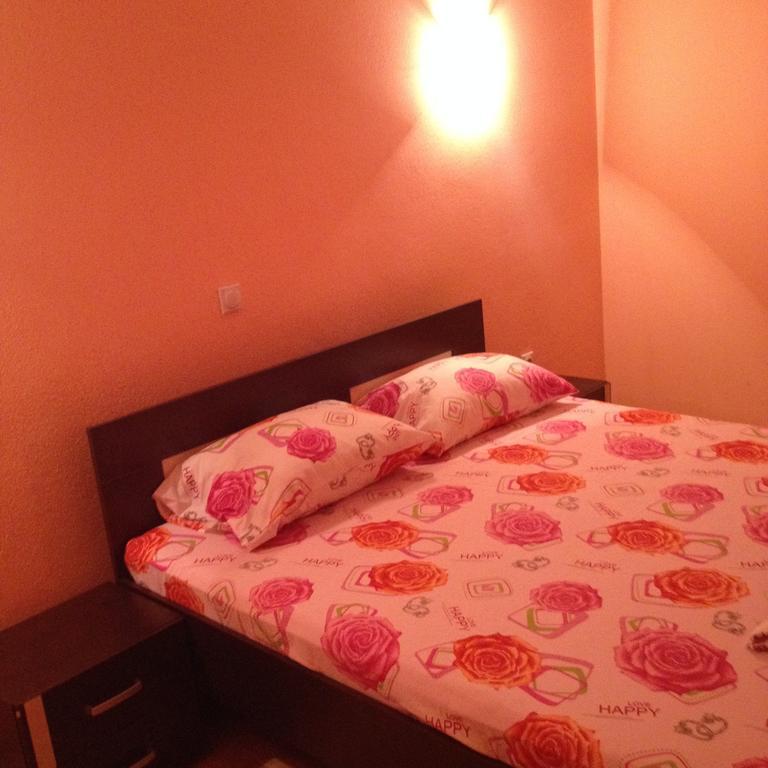 Grandino Rooms & Apartments Ulcinj Kamer foto