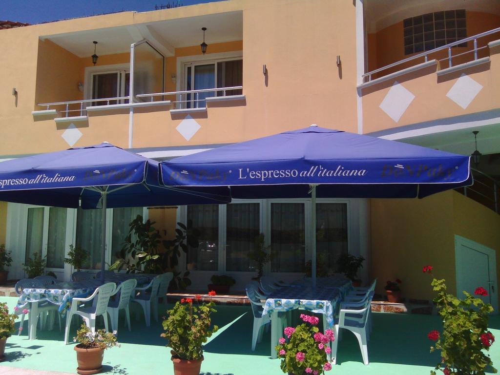 Grandino Rooms & Apartments Ulcinj Kamer foto