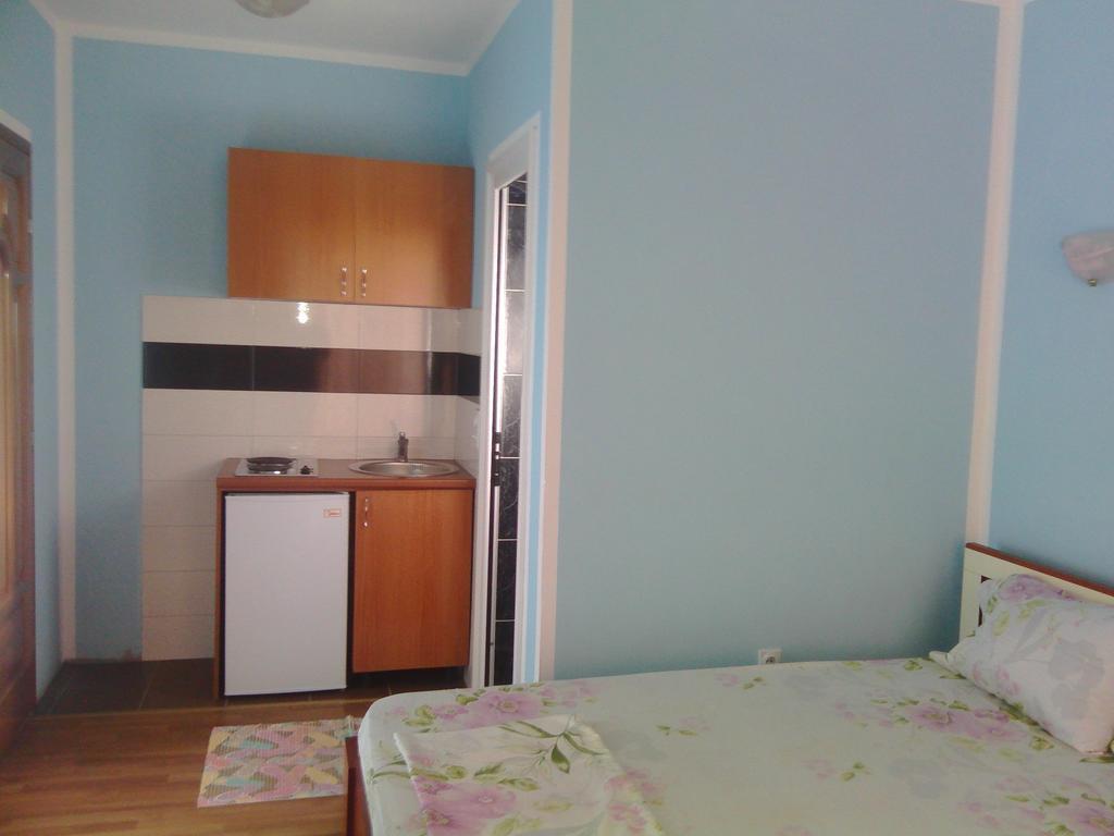 Grandino Rooms & Apartments Ulcinj Buitenkant foto